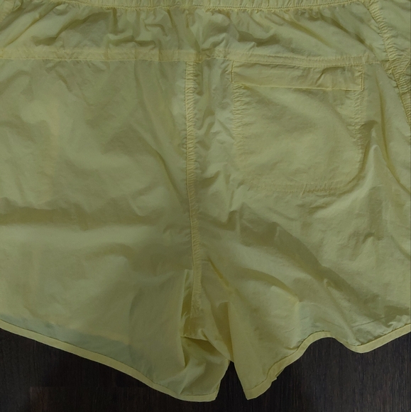 FREE PEOPLE MOVEMENT NWT shorts - Picture 4 of 6